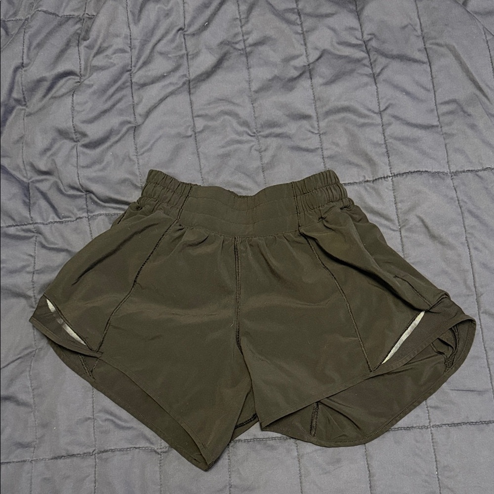 lululemon athletica Women's Athletic Shorts with Reflective Accent